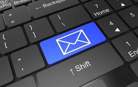 Qual o primeiro e-mail que existiu?